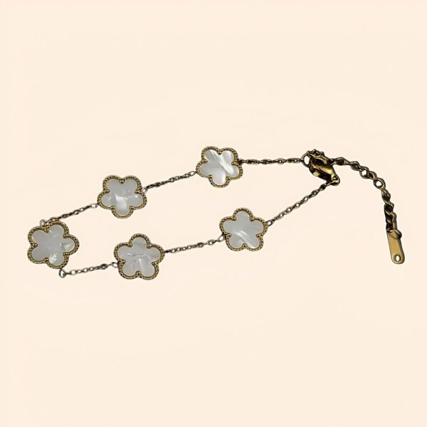 Pulsera trébol blanca